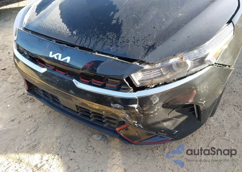 2023 Kia Forte Gt-Line z USA, uszkodzony, nr VIN 3KPF54AD0PE619252